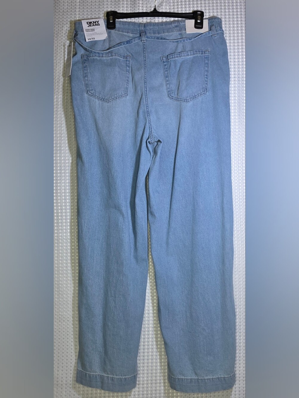 NWT DKNY Jeans High Rise Wide Leg Trouser Jeans 14/32 Light Wash Quiet Luxury - Picture 8 of 10